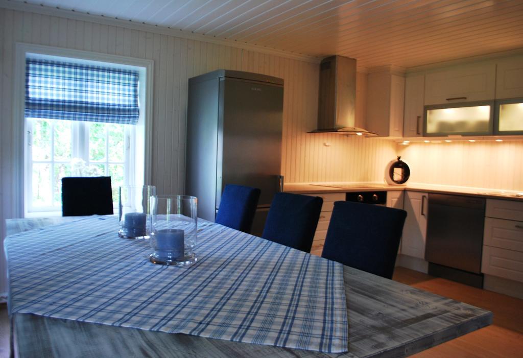 Beveroya Hytteutleie Og Camping ボー エクステリア 写真
