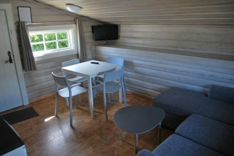 Beveroya Hytteutleie Og Camping ボー エクステリア 写真